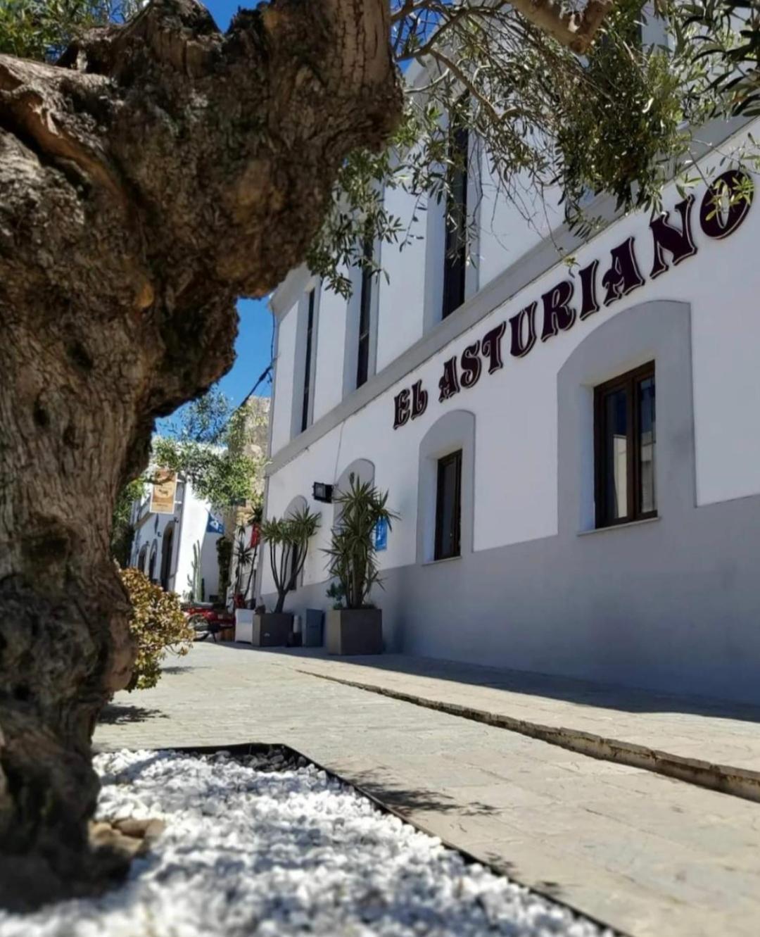 Готель El Asturiano Таріфа Екстер'єр фото